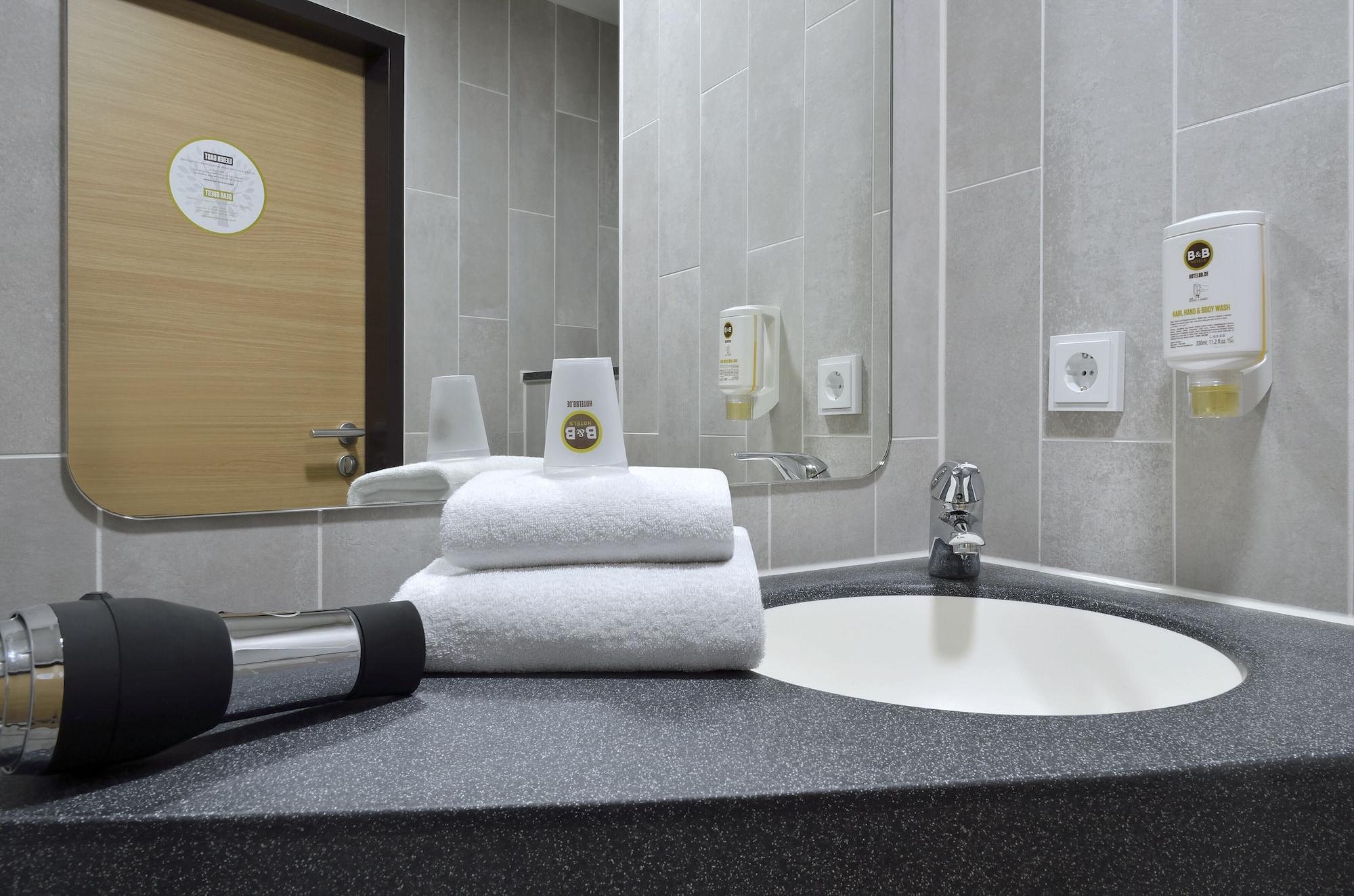 B&B Hotel Heilbronn Esterno foto